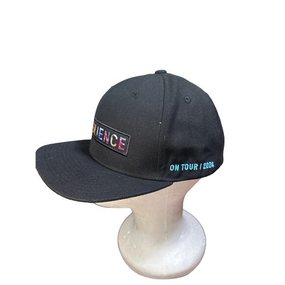 Resilience On Tour 2024 Snap Back Black - Picture 2 of 6